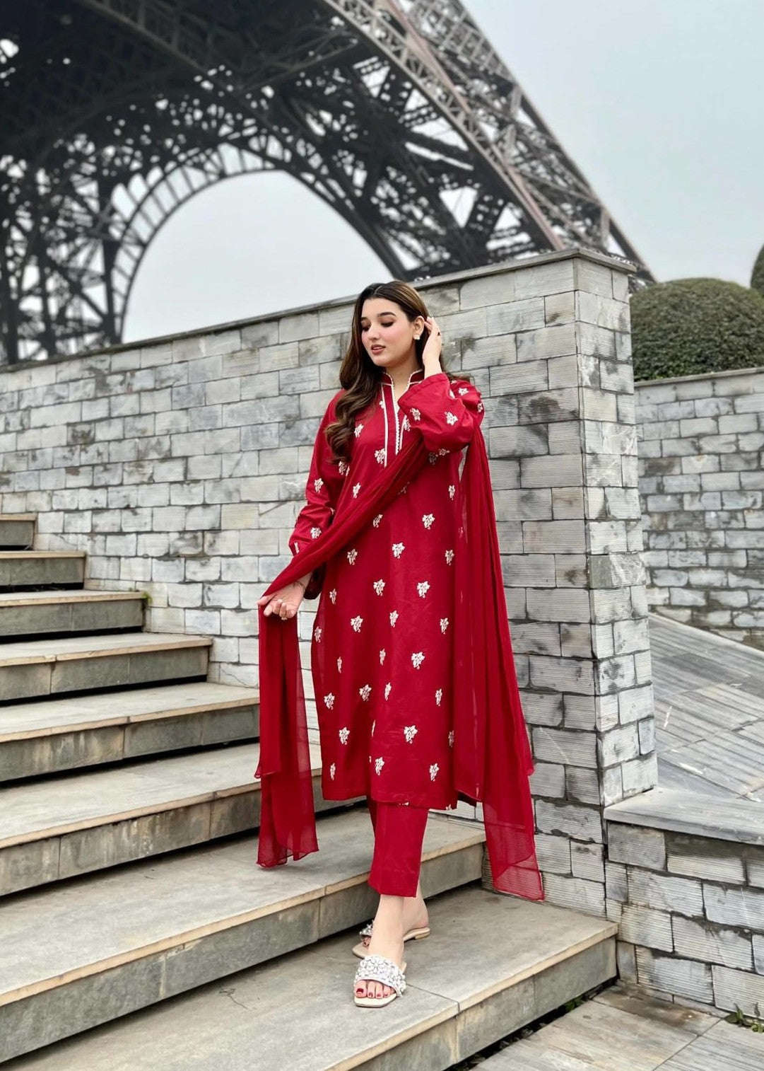 Stylish Collection Lilly Embroidered 3pcs